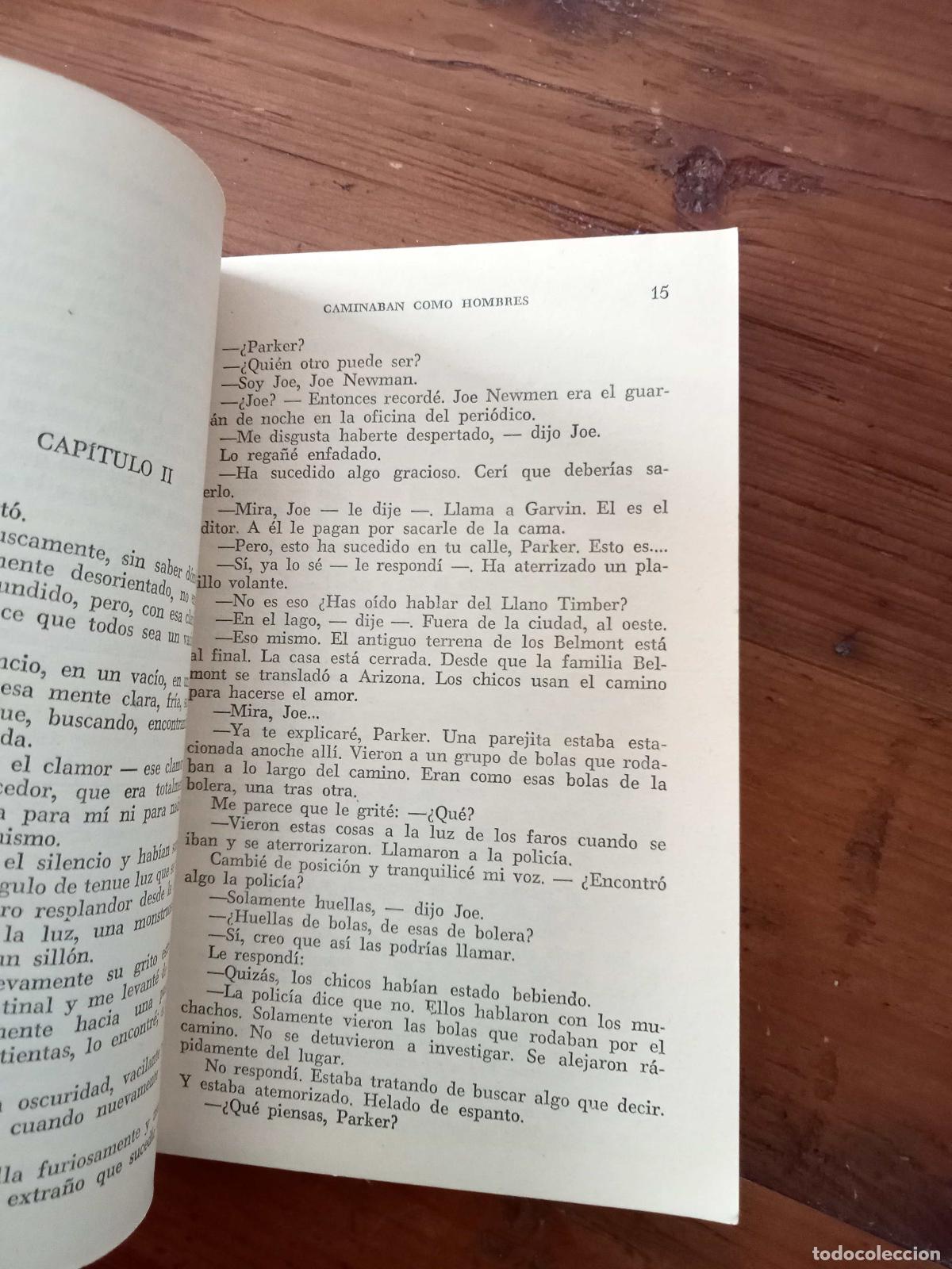 Libros: Clifford D. Simak - CAMINABAN COMO HOMBRES - Foto 2