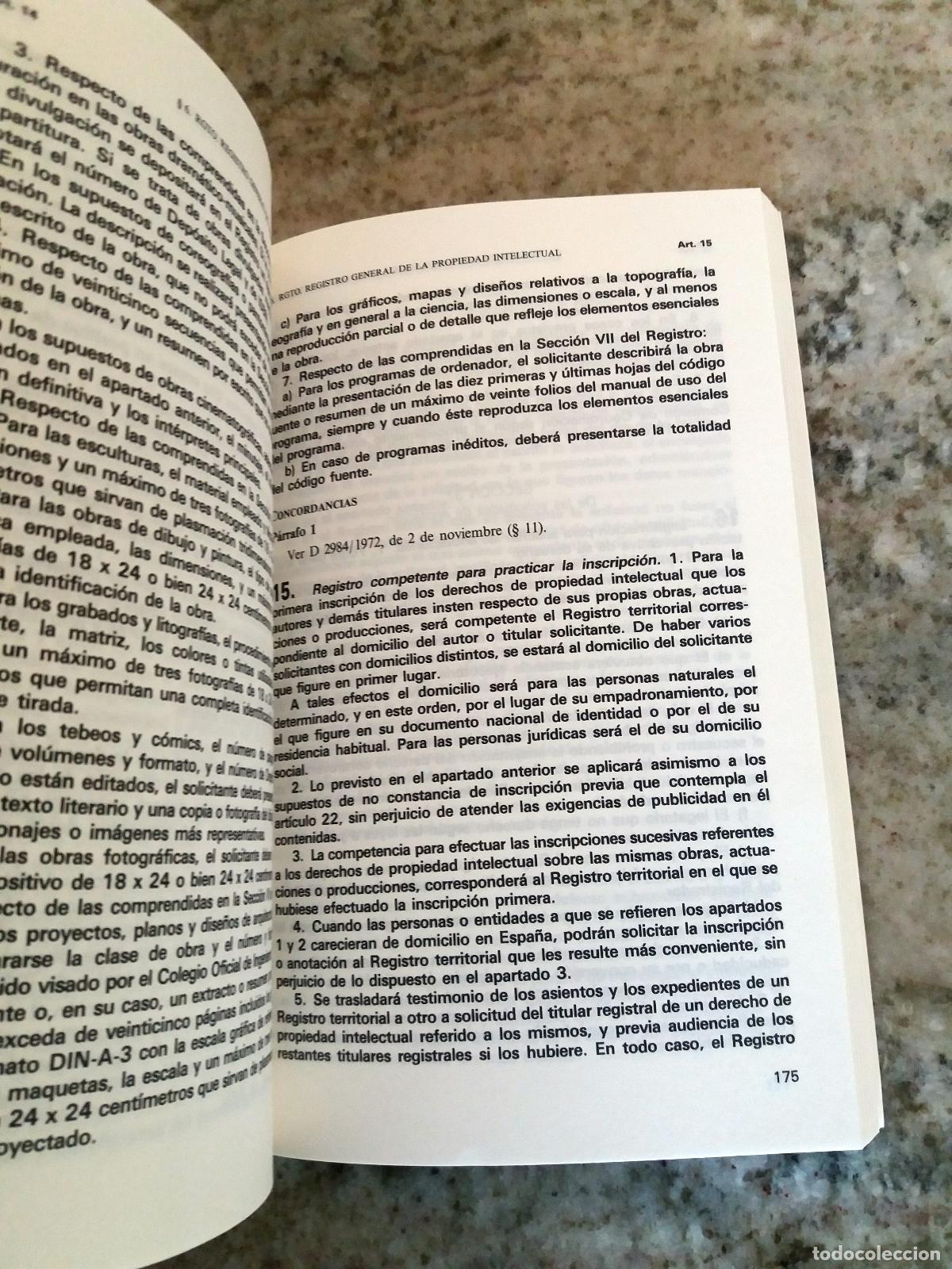 Libros: Fernando Herrero Tejedor - CODIGO DE LEGISLACI&Oacute;N SOBRE EL LIBRO - Foto 2