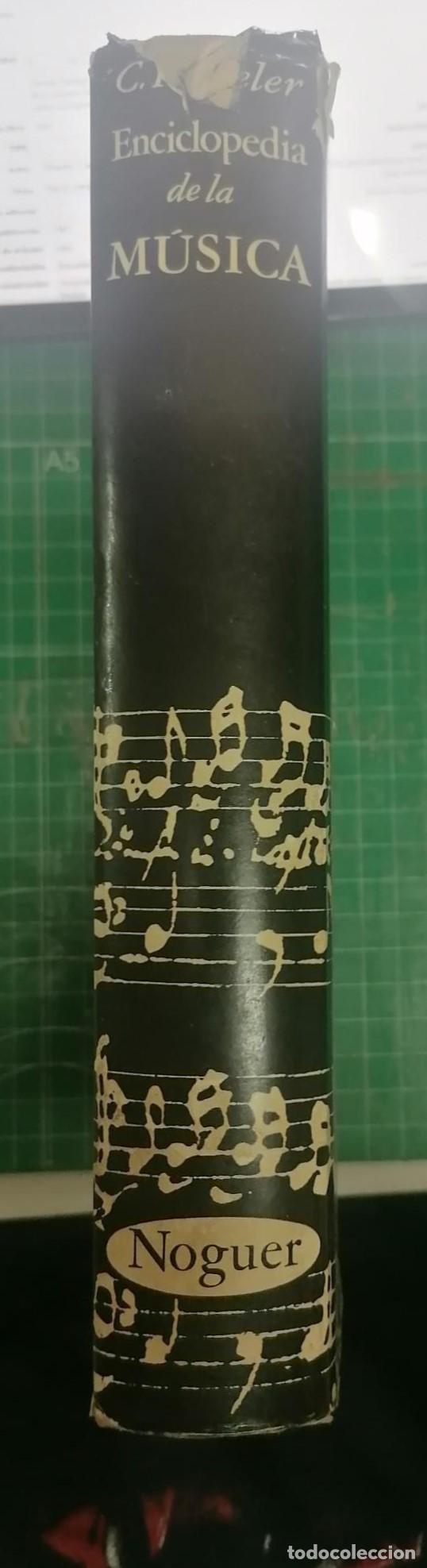 Libri di seconda mano: H&ouml;weler, Casper - ENCICLOPEDIA DE LA M&Uacute;SICA. GU&Iacute;A DEL MEL&Oacute;MANO Y DEL DISC&Oacute;FILO