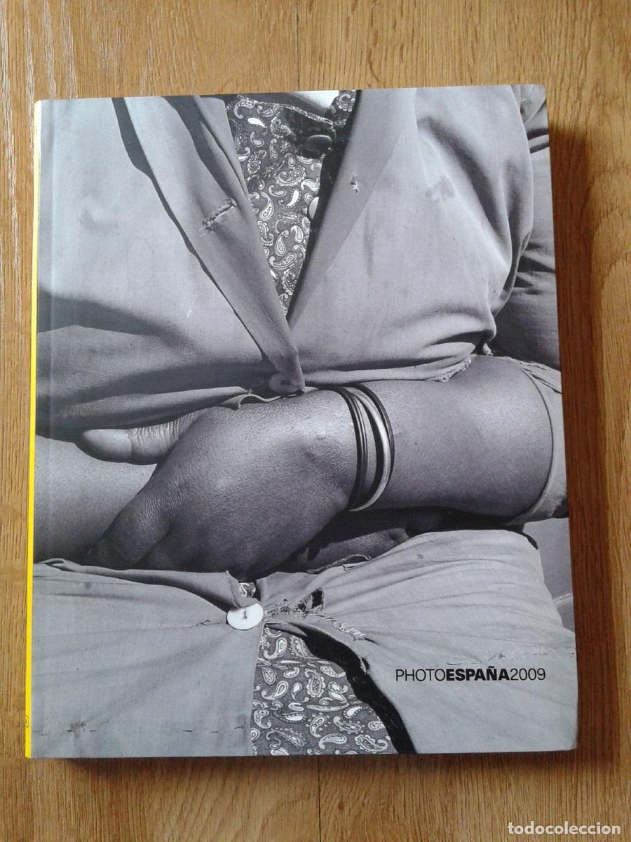 B&uuml;cher: VV.AA. - LO COTIDIANO. PHOTOESPA&Ntilde;A2009