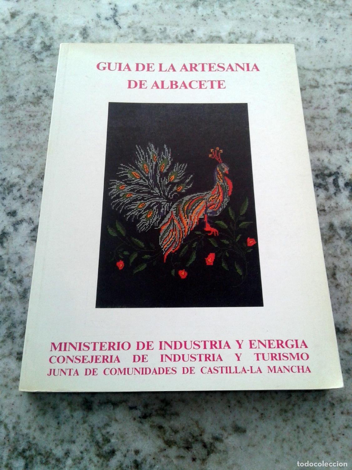 Livros em segunda m&atilde;o: Carmina Useros - GUIA DE LA ARTESANIA DE ALBACETE