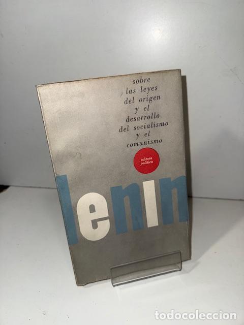 B&uuml;cher: SOBRE LAS LEYES DEL ORIGEN Y EL DESARROLLO DEL SOCIALISMO Y EL COMUNISMO TOMO II LENIN