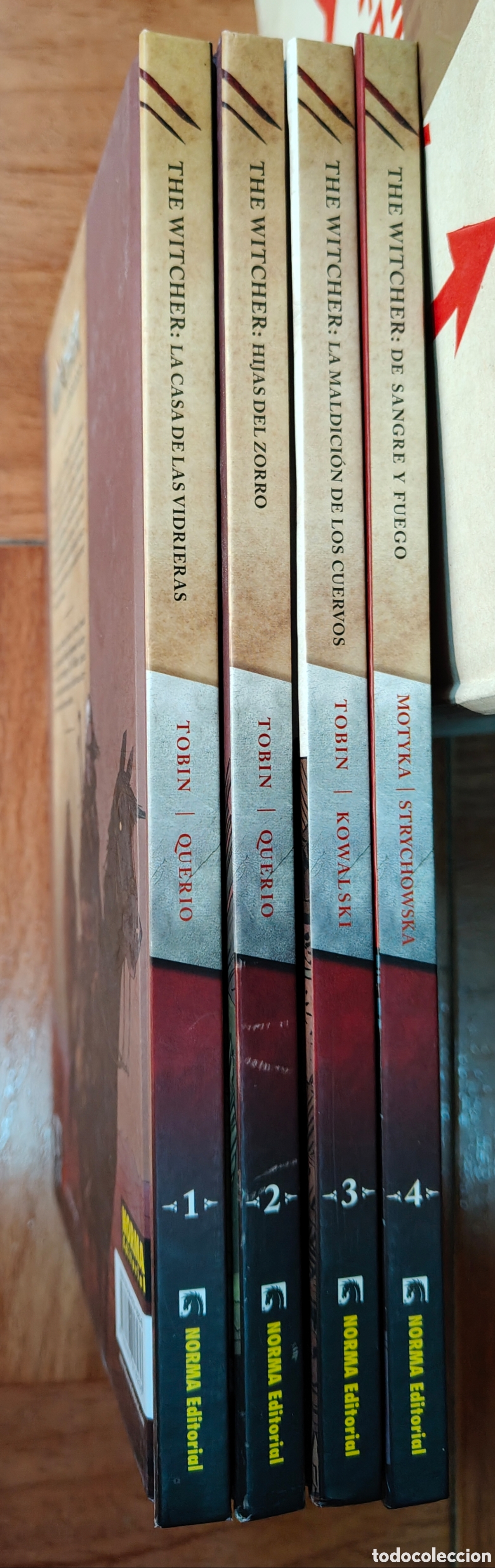 Libros: The Witcher � 4 Tomos (1-2-3-4) � Norma - VV. AA. - Foto 4
