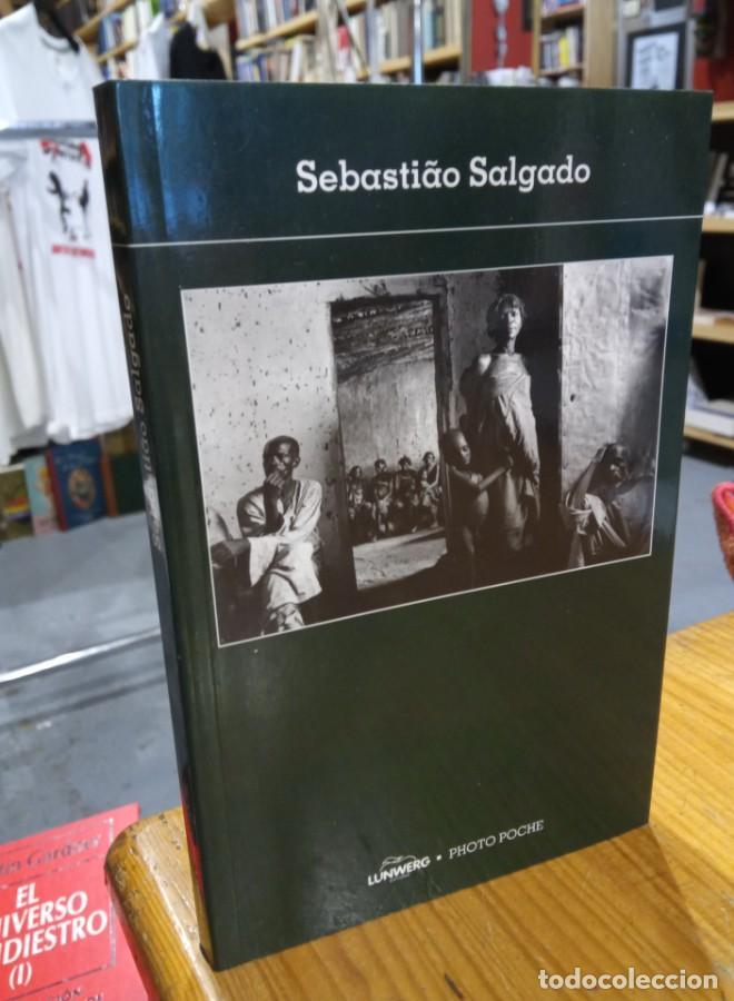 Libros: SEBASTIAO SALGADO. PHOTO POCHE - - Foto 1