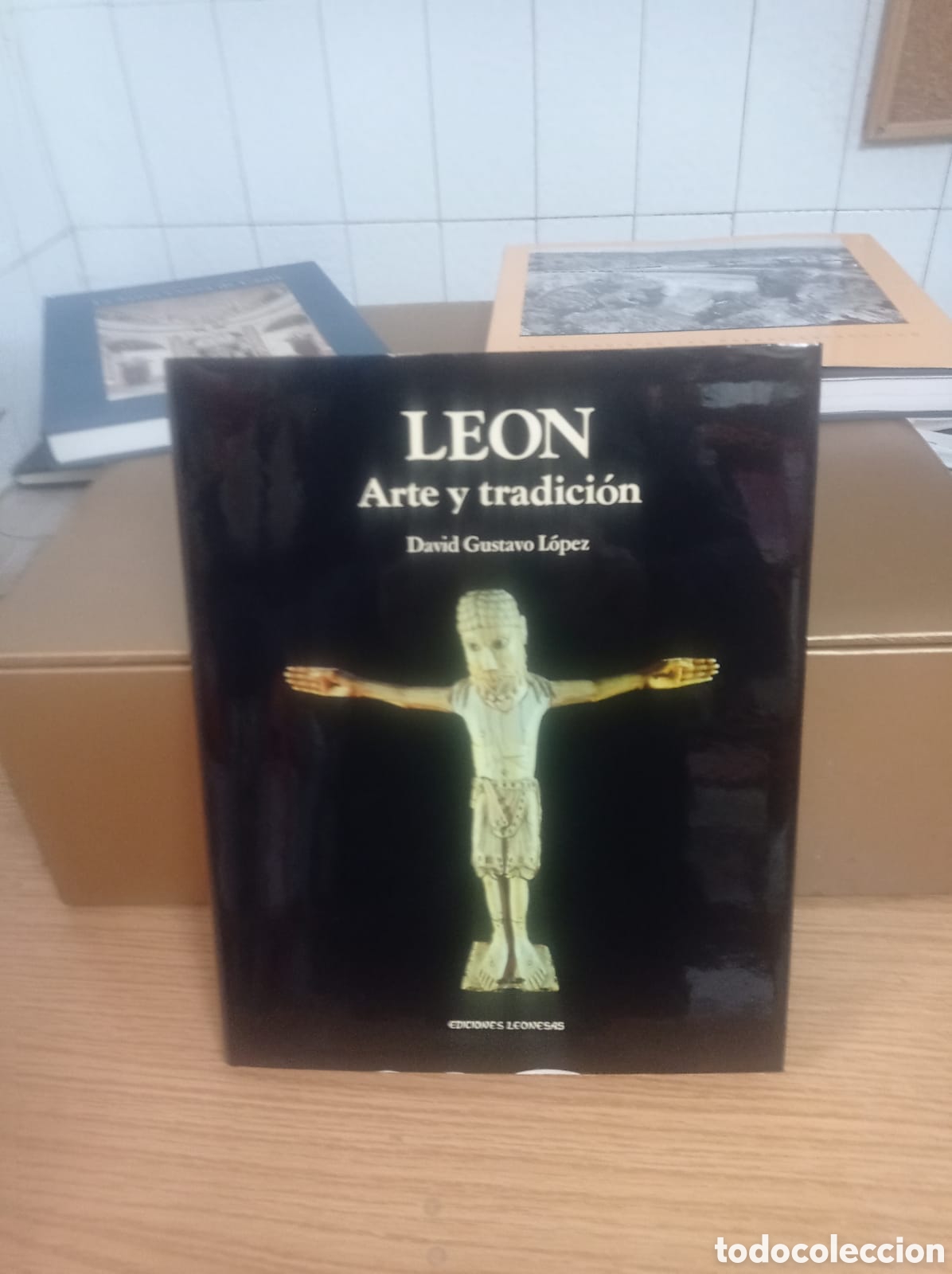 Libros: LE&Oacute;N. ARTE Y TRADICI&Oacute;N. - Foto 1