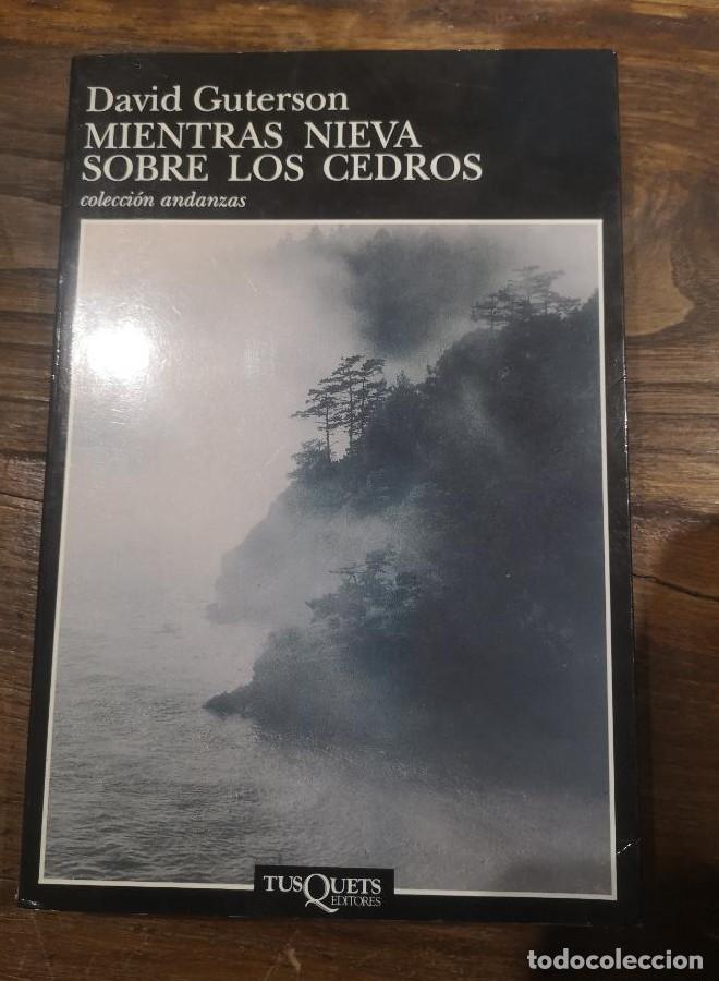 books: Mientras nieva sobre los cedros (Andanzas) - David Guterson