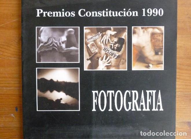 B&uuml;cher: Fotograf&iacute;a. Premios Constituci&oacute;n 1990 Editorial: Editora Regional de Extremadura, M&eacute;rida (1991) 81p