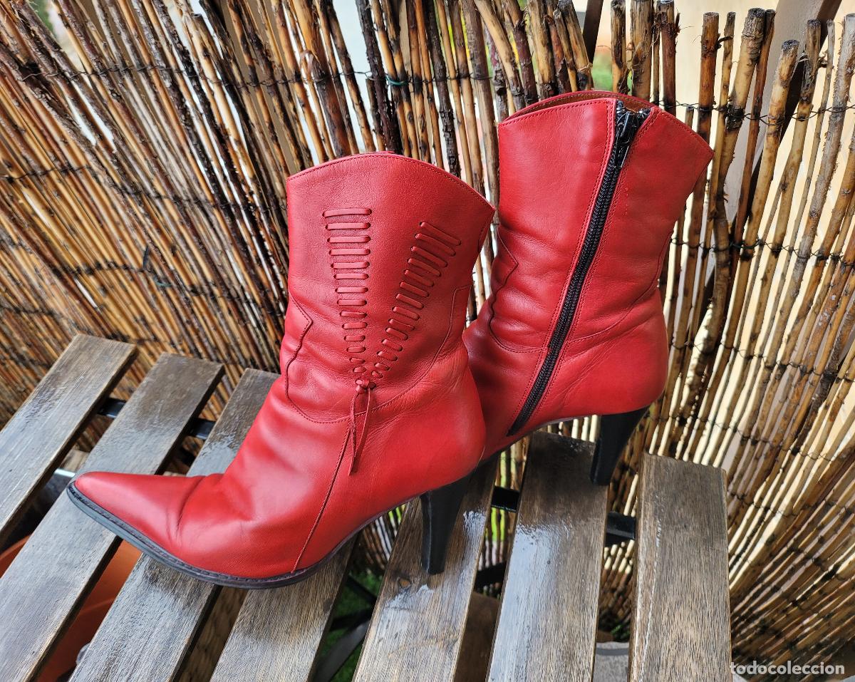 Livres: BOTAS ROJAS TALLA 38 TACON CREMALLERA SIZE EU 38 CUERO WOMEN LEATHER BOOTS RED