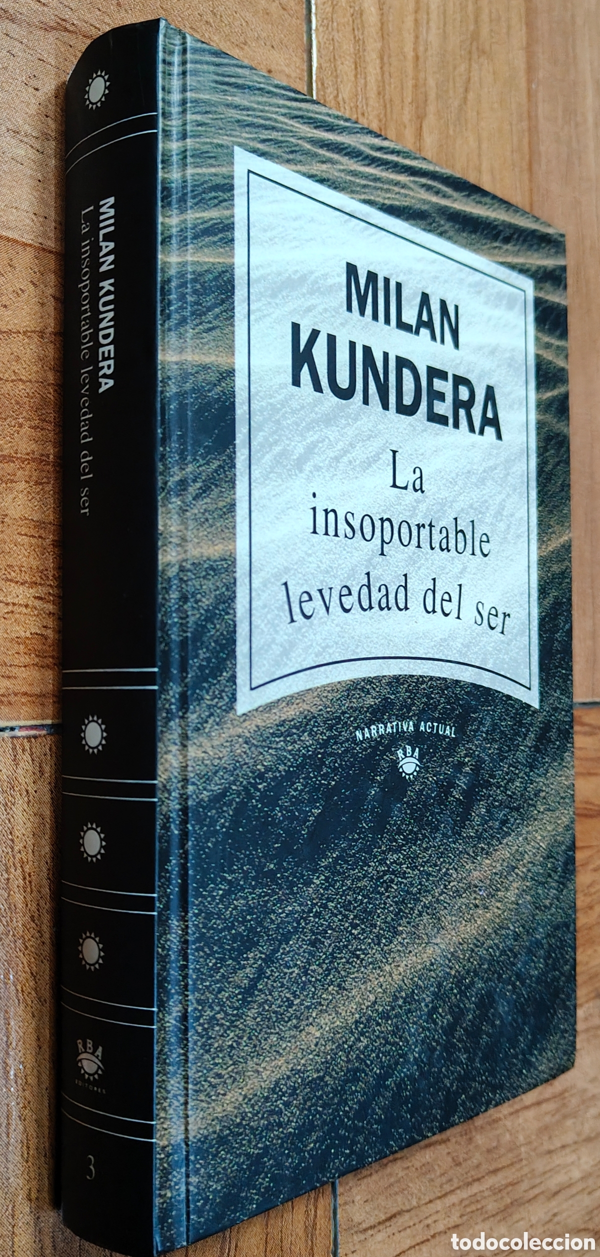 Libros: La Insoportable Levedad del Ser - Milan Kundera - Foto 1