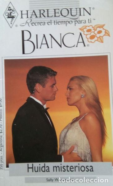 Libros: Huida misteriosa- 9788439664727 - Foto 1