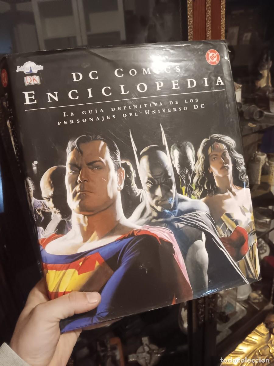 Libros: DC Comics La enciclopedia: La gu&iacute;a definitiva de los personajes del universo DC