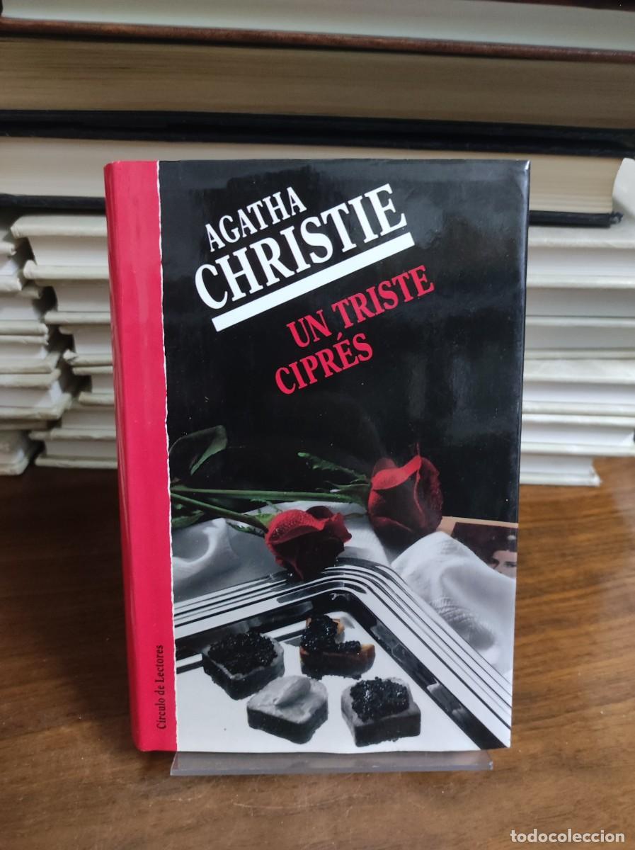 Libros: Un Triste Cipr&eacute;s Agatha Christie - Foto 1