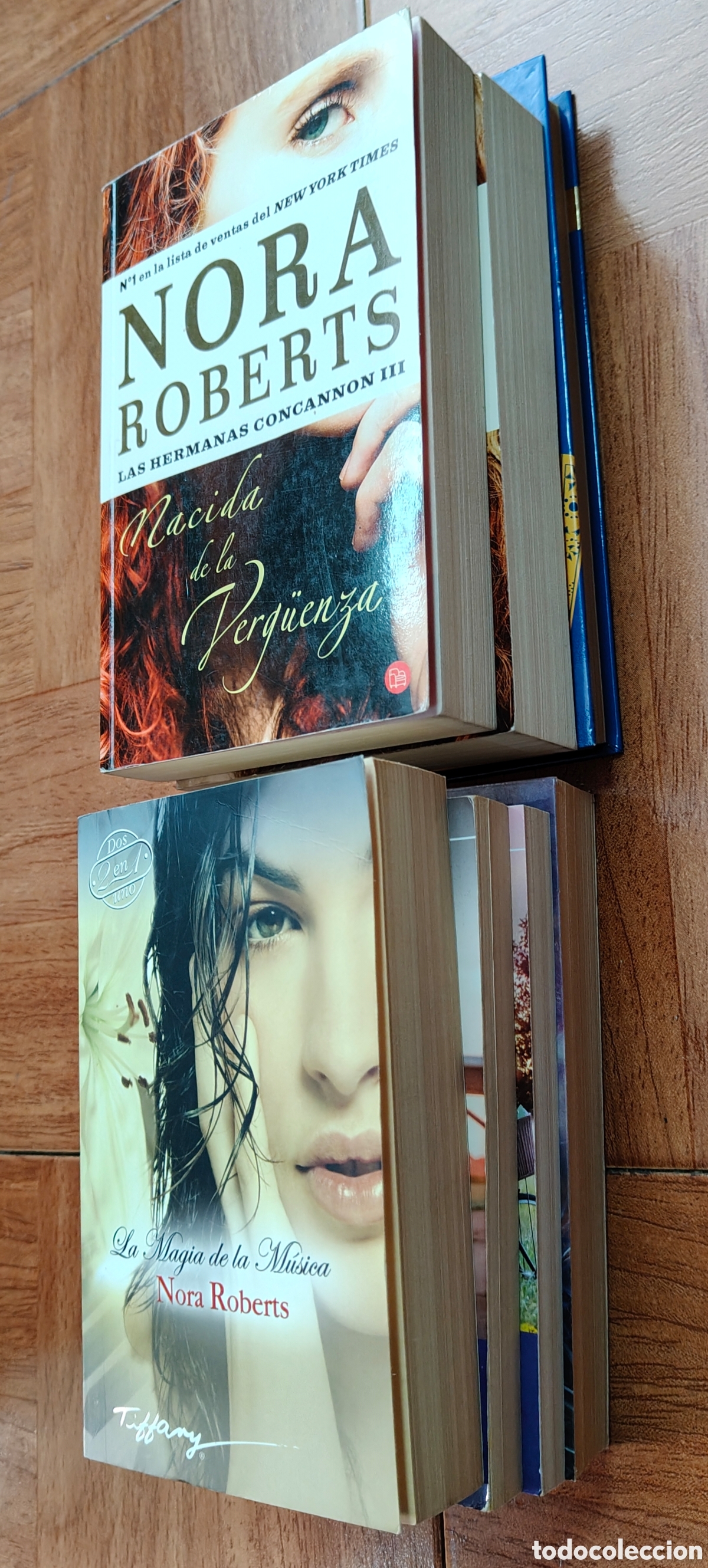 Libros: Lote de 7 Libros (9 Novelas) - Nora Roberts - Foto 3