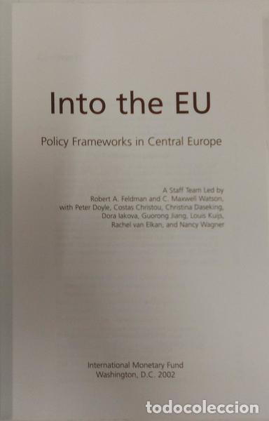 Libros: FELDMAN. (Robert A.) e outros. - INTO THE EU, POLICY FRAMEWORKS IN CENTRAL EUROPE. - Foto 2
