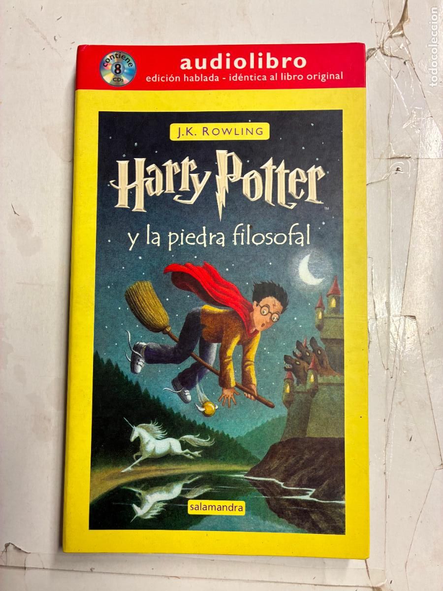 Libros: HARRY POTTER Y LA PIEDRA FILOSOFAL. (AUDIO LIBRO. 8 CD&acute;S). - J.K. ROWLING.