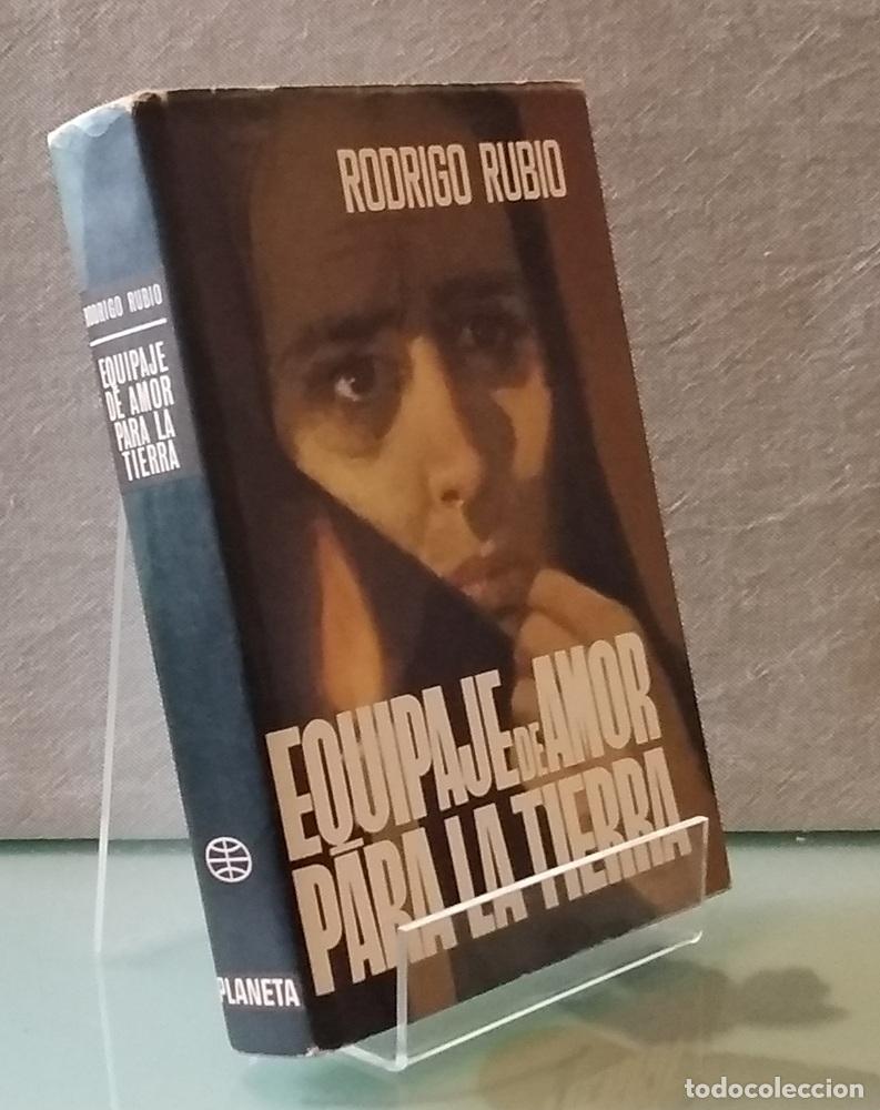Libri di seconda mano: Equipaje de amor para la tierra - Rodrigo Rubio
