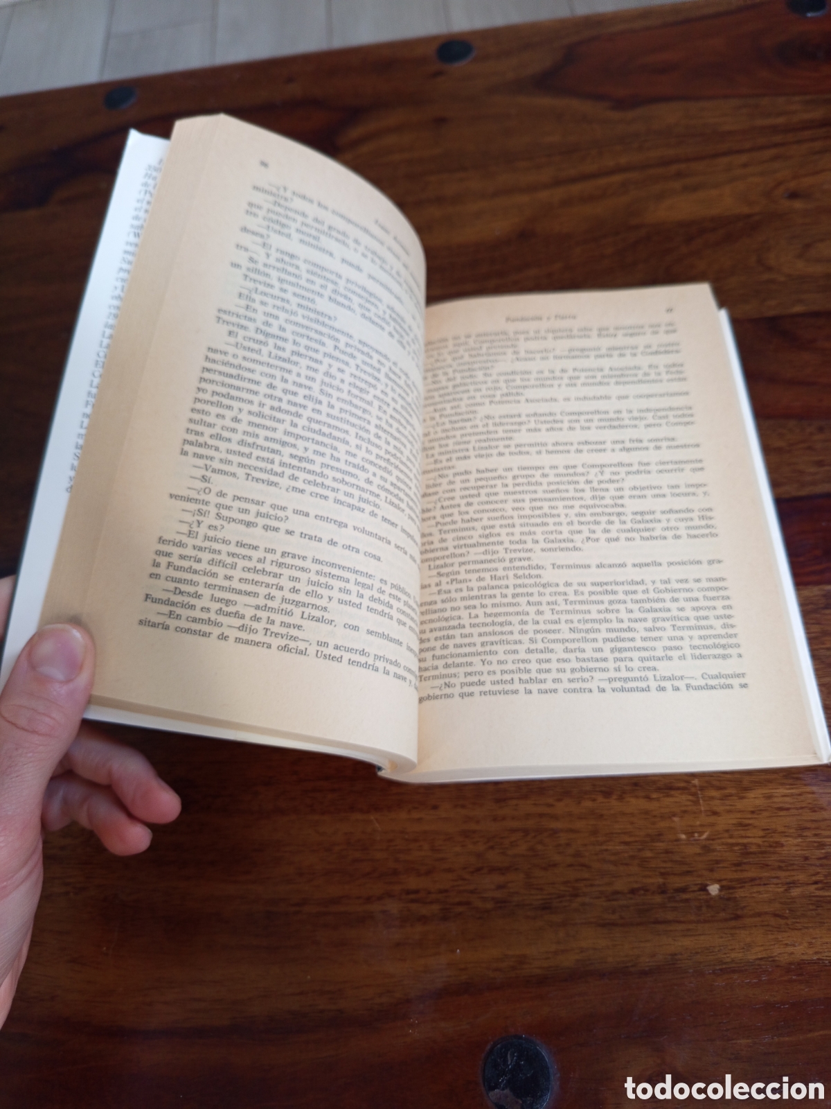 Libros: Fundaci&oacute;n y tierra Isaac asimov - Foto 2