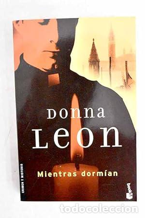 Libros: MIENTRAS DORM&Iacute;AN - Leon,Donna - Foto 1
