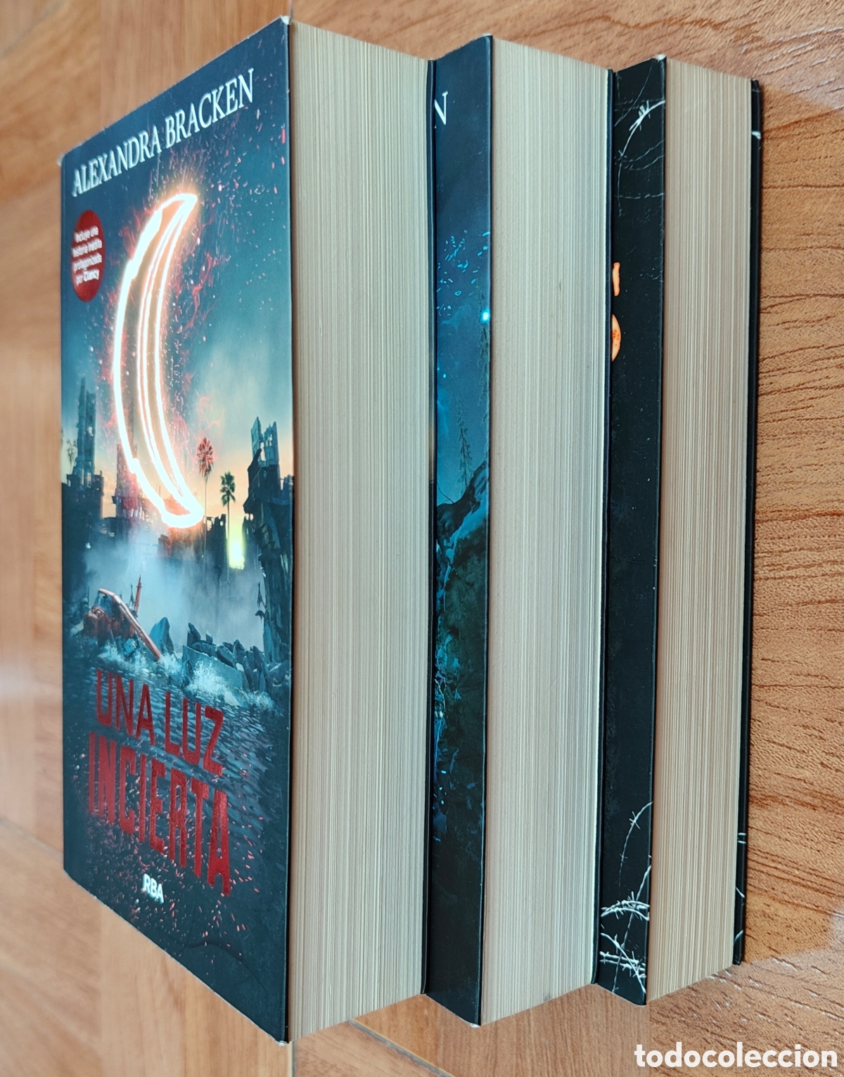 Libros: Mentes Poderosas 1, 2 y 3 � 3 Vol&uacute;menes � RBA - Alexandra Bracken - Foto 3