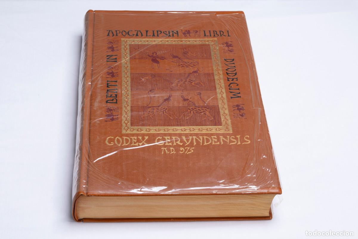 Libros: Beato de Li&eacute;bana &ndash; Codex Gerundensis (A.D. 975) &ndash; Facs&iacute;mil EDILAN completo y numerado (3 vols) - Foto 2
