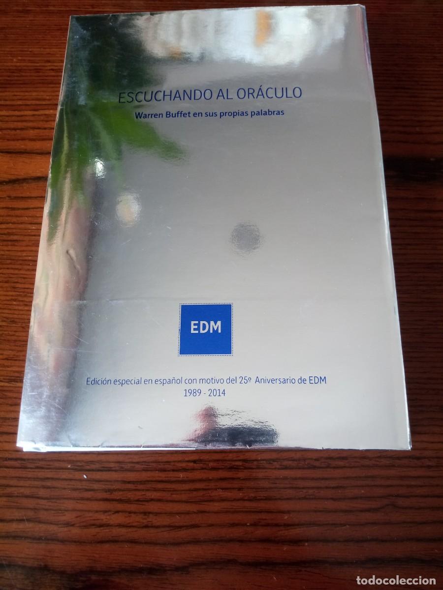 Libros: &rdquo;Escuchando al Or&aacute;culo&rdquo;, Warren Buffet en sus propias palabras (EDM) - Foto 1
