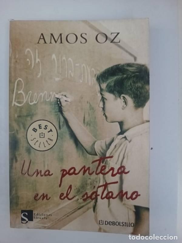 B&uuml;cher: Una pantera en el s&oacute;tano - OZ,AMOS