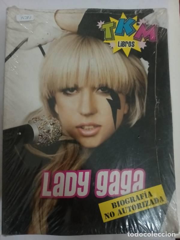 Libri di seconda mano: Lady gaga - Varios autores