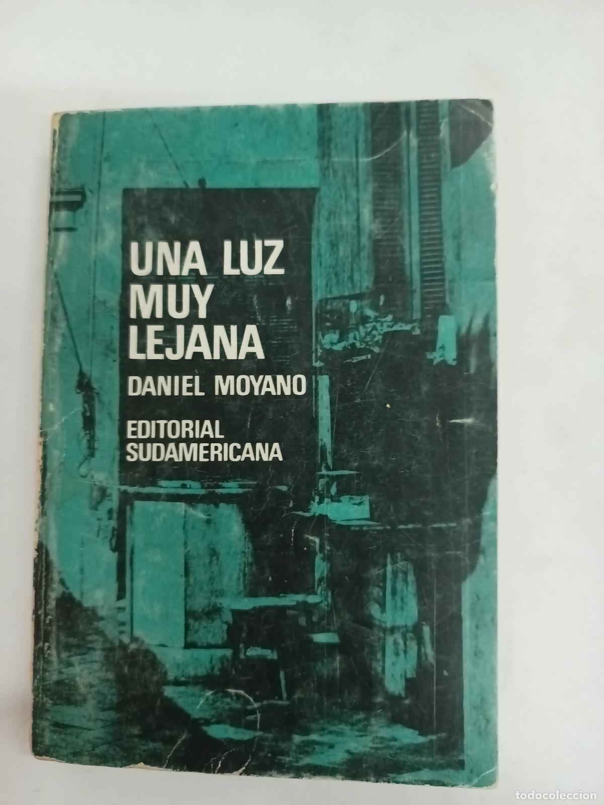 Libros: Una luz muy lejana - Daniel Moyano - Foto 1