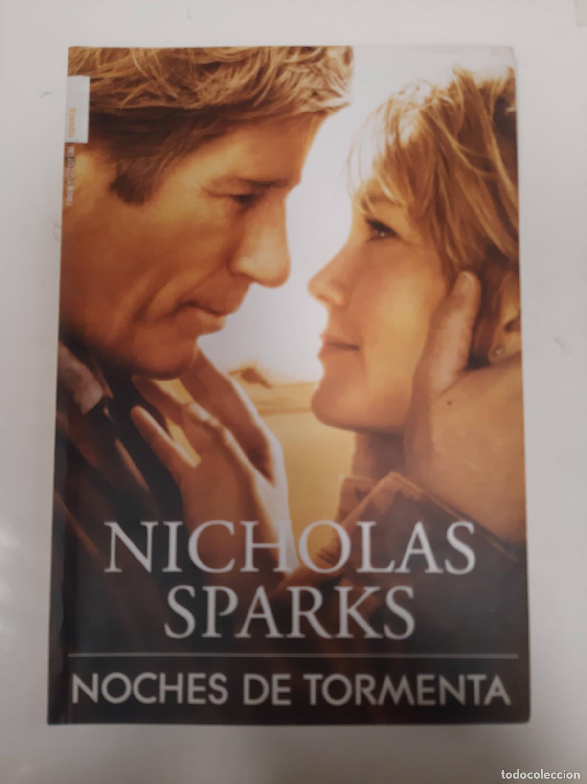 Libros: Noches de tormenta - Nicholas Sparks - Foto 1