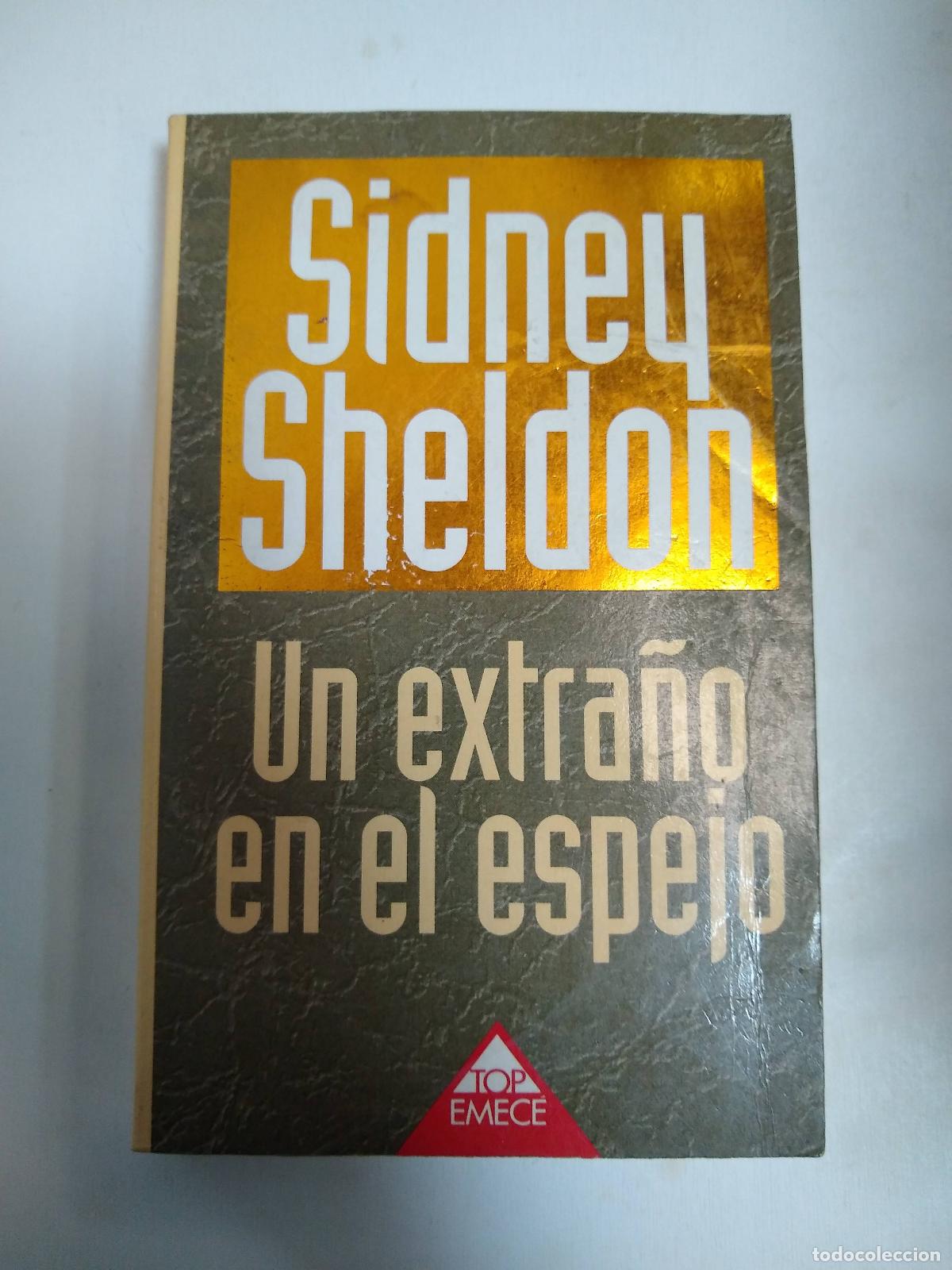 Libros: Un Extra&ntilde;o En El Espejo - Sidney Sheldon - Foto 1