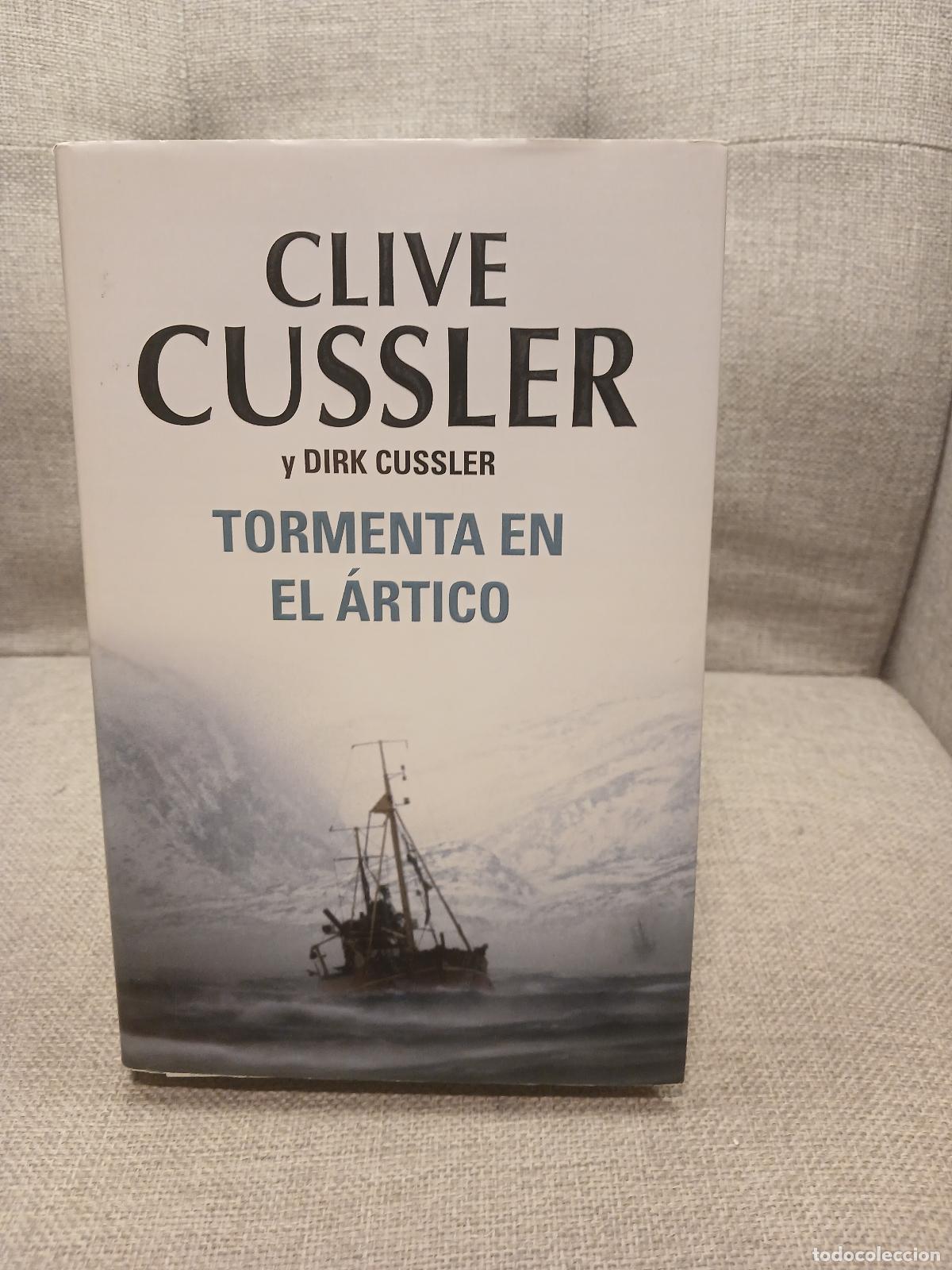 Libri di seconda mano: Tormenta en el &Aacute;rtico - Clive Cussler