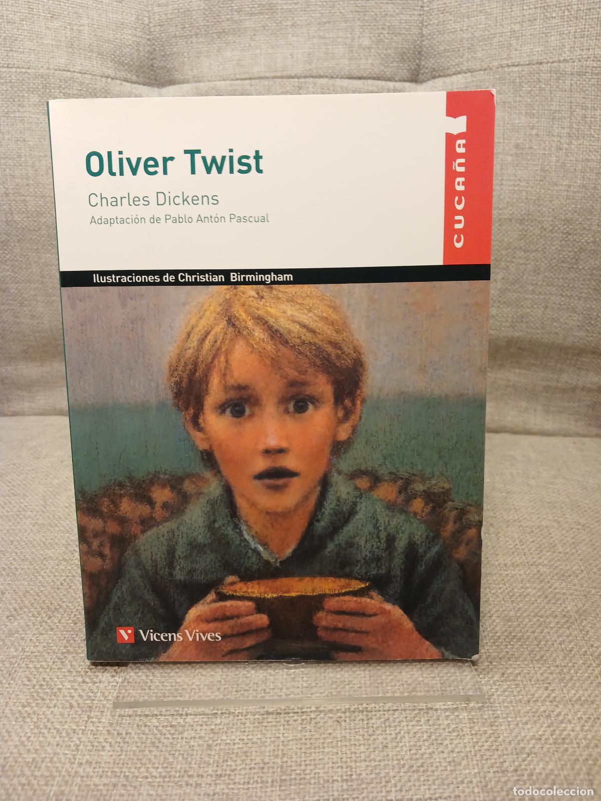 Livros em segunda m&atilde;o: Oliver Twist - Cuca&ntilde;a - Charles Dickens