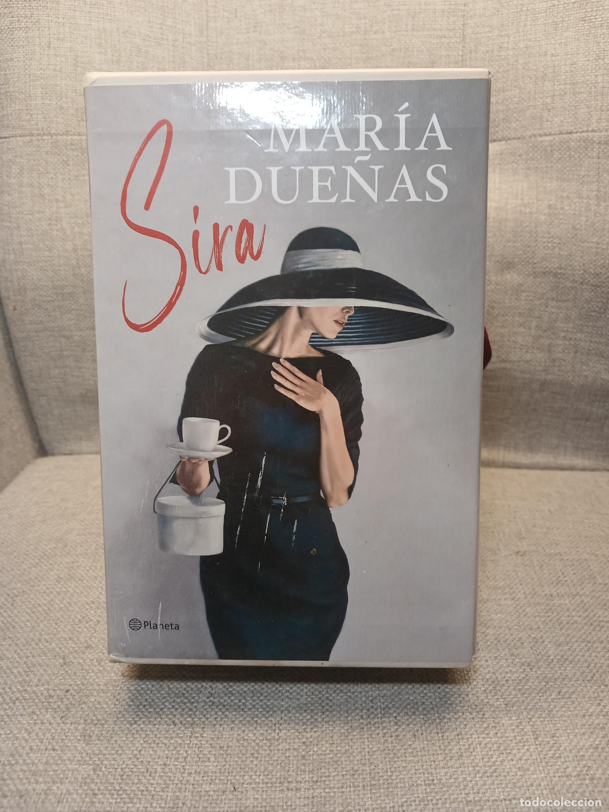 B&uuml;cher: Estuche El tiempo entre costuras y Sira - Mar&iacute;a Due&ntilde;as