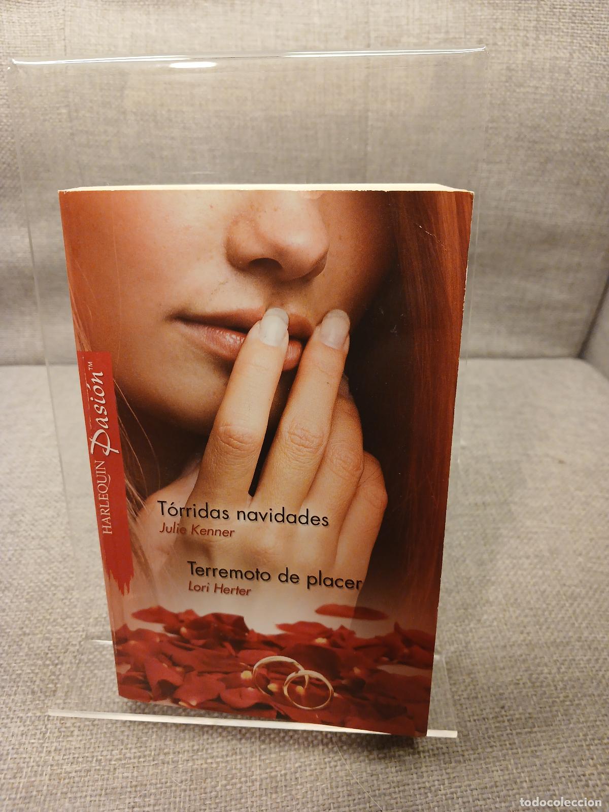 Libri di seconda mano: T&oacute;rridas Navidades/Terremoto de placer - Julie Kenner