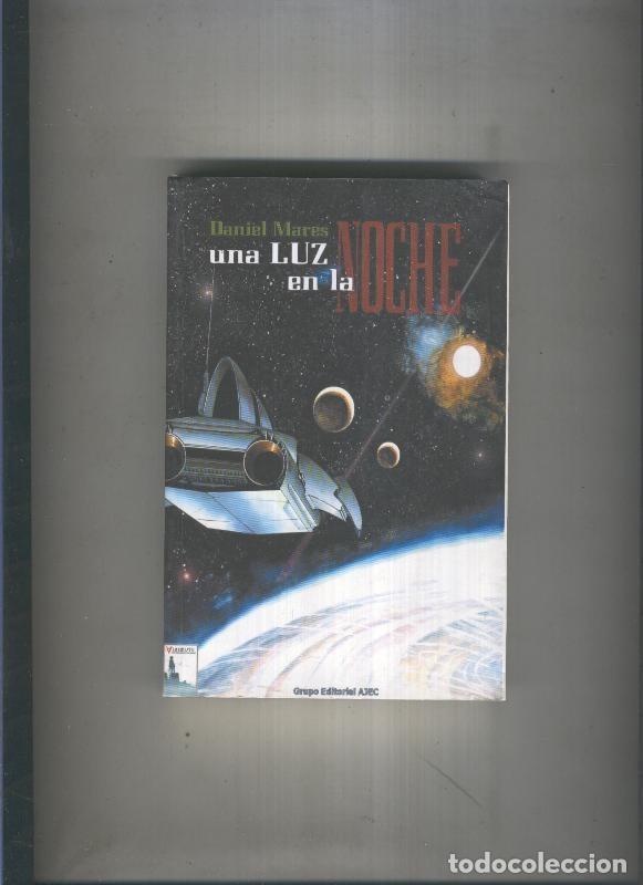 Libros: Albemuth: Una luz en la noche - Daniel Mares - Foto 1