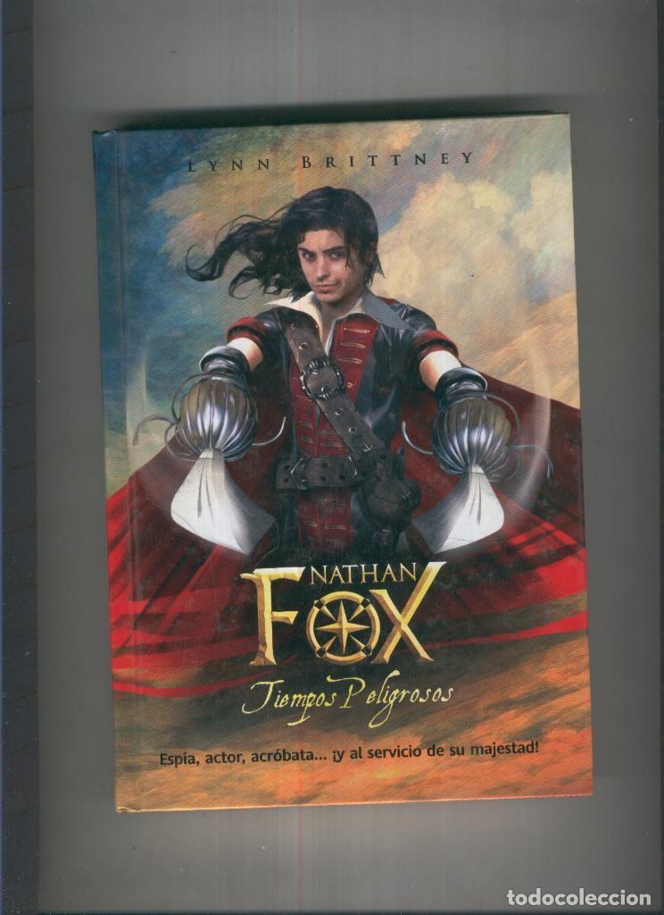 B&uuml;cher: Nathan Fox. Tiempos peligrosos - LynnBrittney