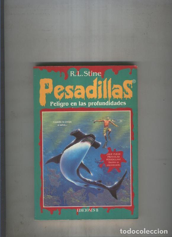 books: Pesadillas:Panico en el campamento - R.L. Stine