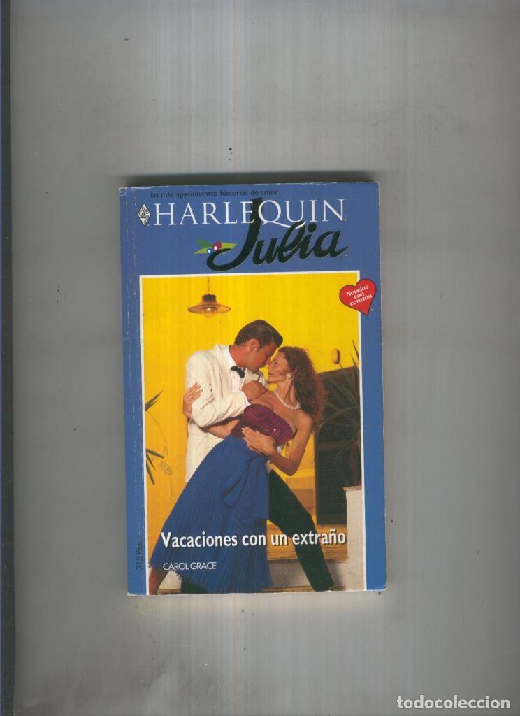 B&uuml;cher: Julia numero 0713: Vacaciones con un extra&ntilde;o - Carol Grace
