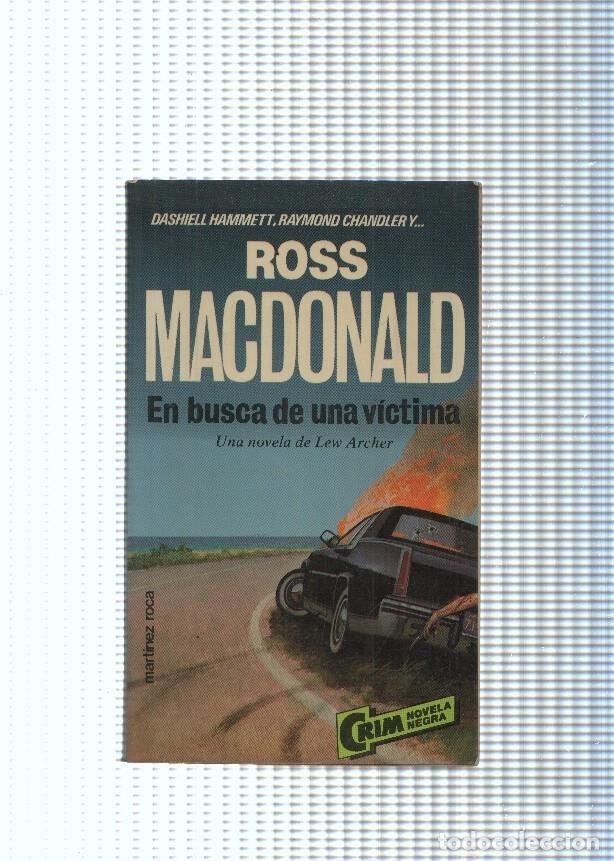 Libri di seconda mano: En busca de una victima - Ross Madonald