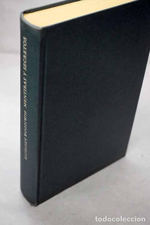 Livros em segunda m&atilde;o: Mentiras y secretos: Woodiwiss, Kathleen.- Woodiwiss, Kathleen
