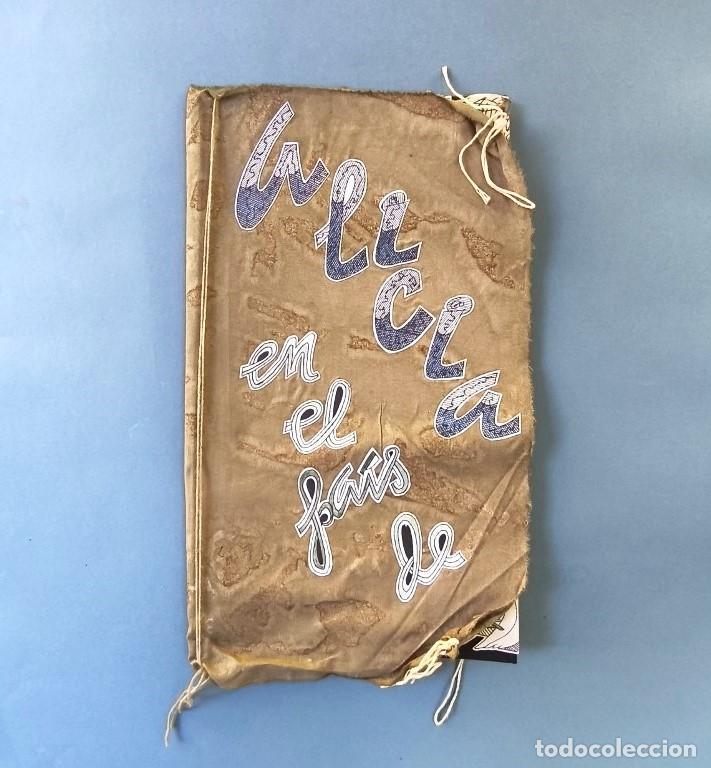 Libros: Alicia en el Pa&iacute;s de la Danza. Dise&ntilde;o, dibujos y caligraf&iacute;a de Rolando Est&eacute;vez. - Garc&iacute;a Marruz, Fin