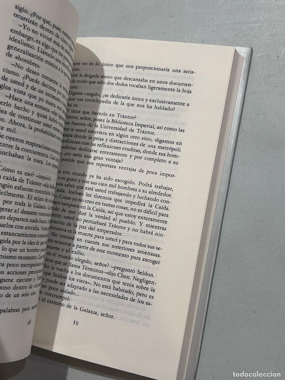 Libros: Isaac Asimov - Fundaci&oacute;n - Foto 2