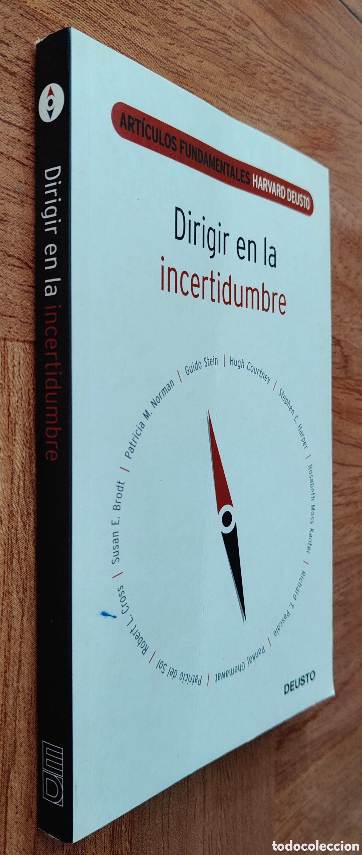 Libri di seconda mano: Dirigir en la incertidumbre � Deusto - VV. AA.