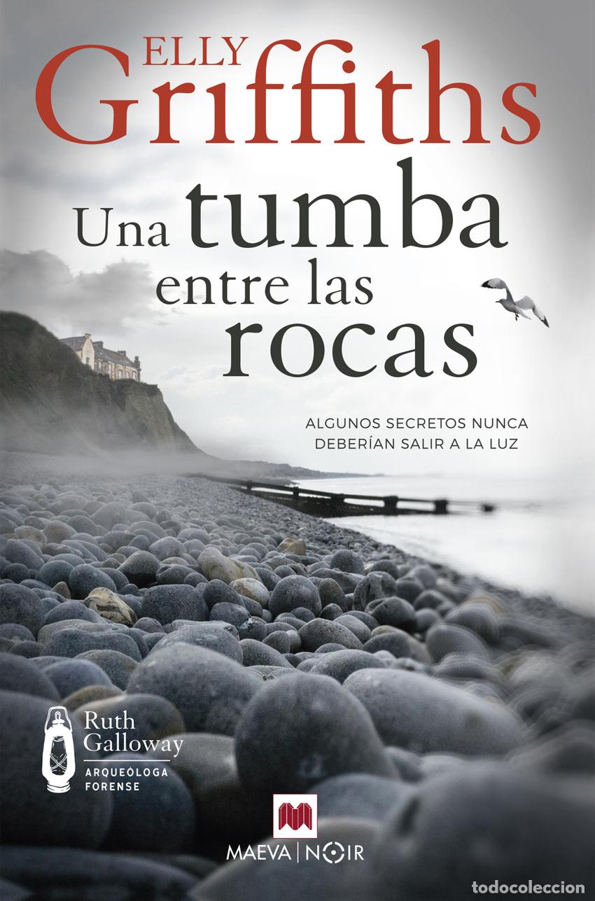 books: Una tumba entre las rocas - Griffiths, Elly