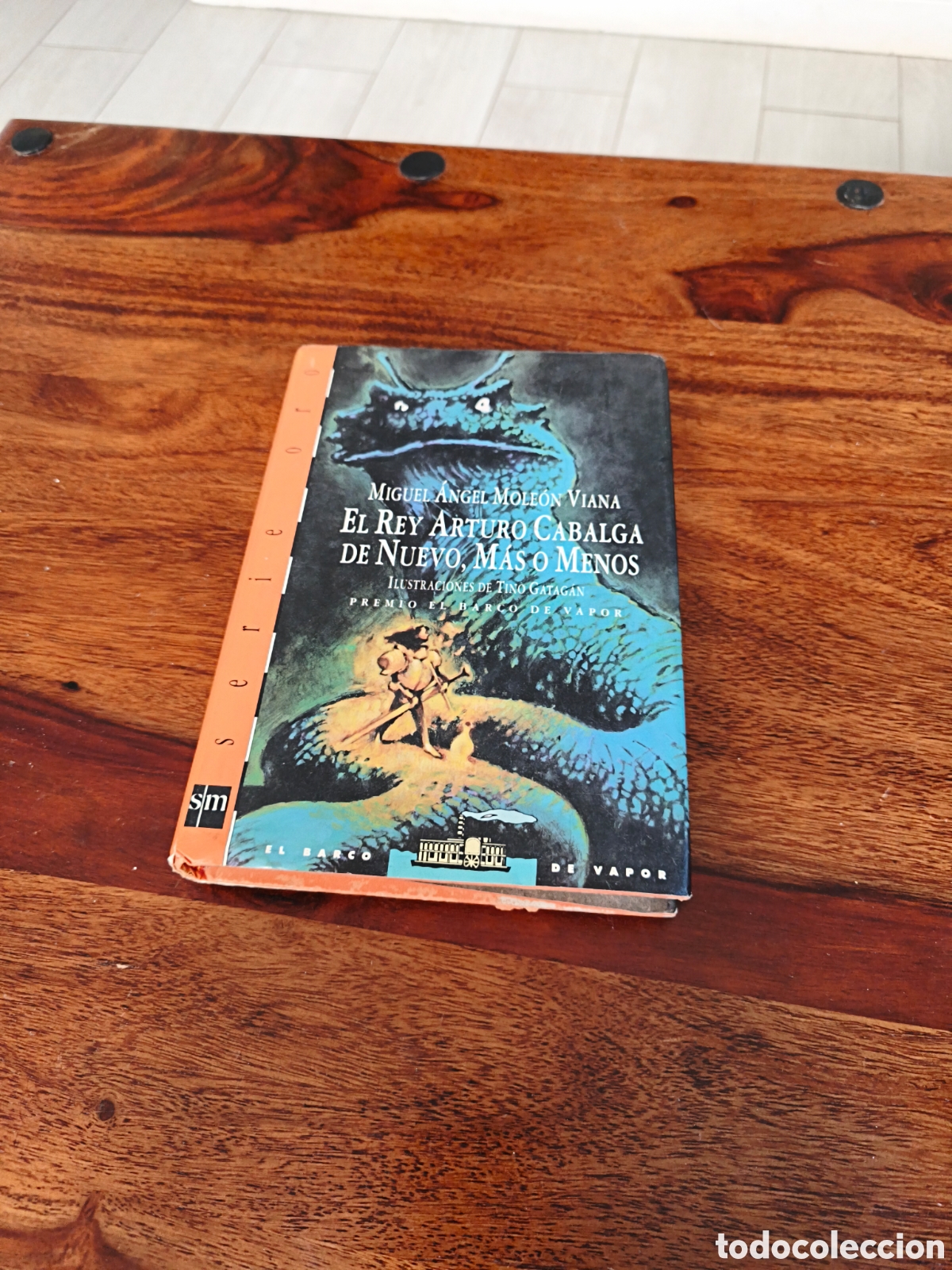 Libros: El rey Arturo cabalga de nuevo - Foto 1