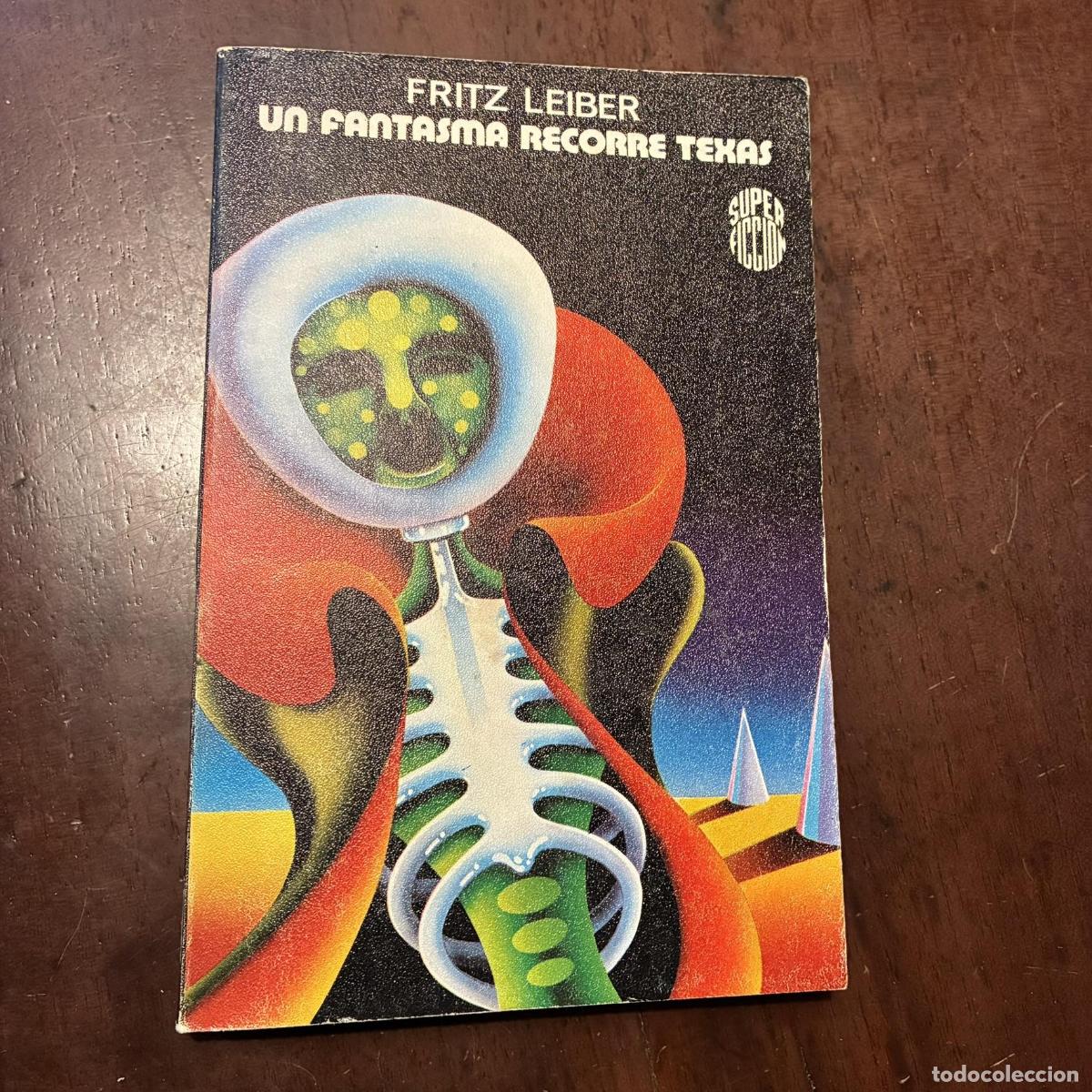 books: Un fantasma recorre Texas - Fritz Leiber
