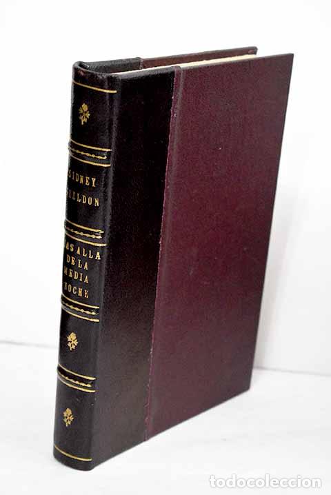 Libros: M&aacute;s all&aacute; de la medianoche.- Sheldon, Sidney