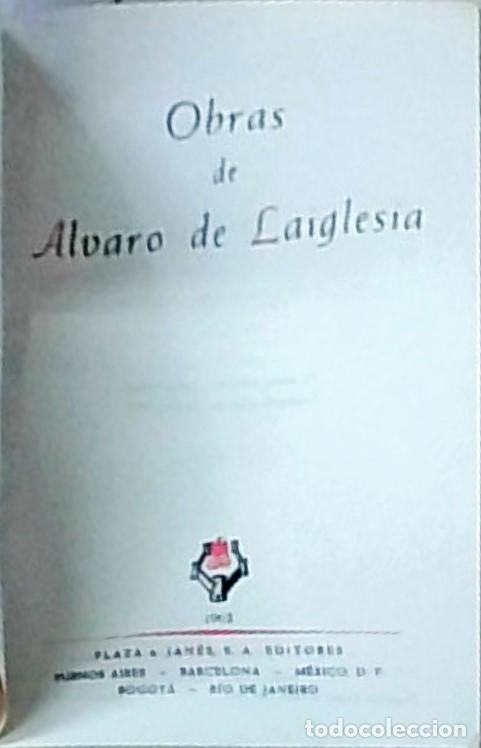 books: Obras. El ba&uacute;l de los cad&aacute;veres. La gallina de los huevos de plomo. Todos los ombligos son redondos.