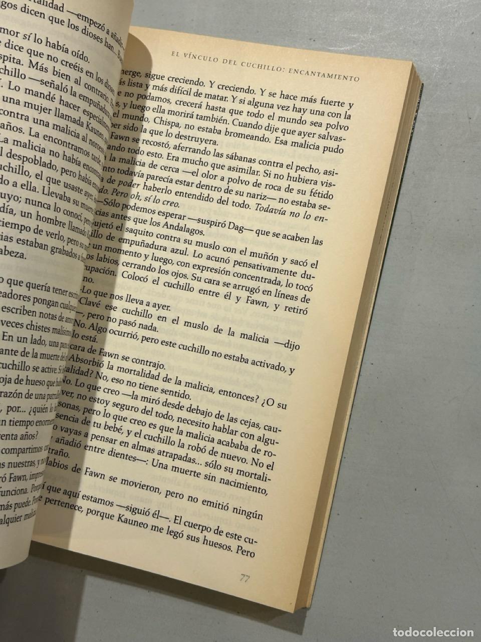Libros: Lois McMaster Bujold - El v&iacute;nculo del cuchillo I. Encantamiento - Foto 2