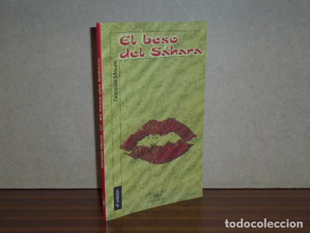 Libri di seconda mano: EL BESO DEL S&Aacute;HARA - Moure, Gonzalo